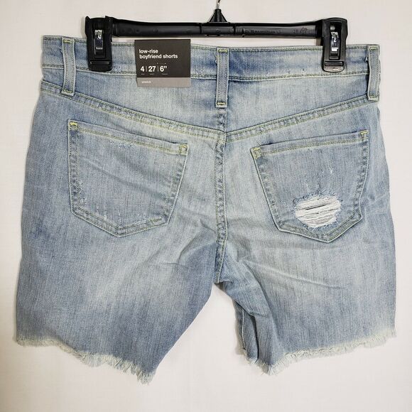 Mossimo Womens Shorts Size 4 Low Rise Boyfriend Light Wash Button Fly Distressed - Picture 4 of 9